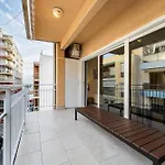 Sunrise Horizon Apartment *